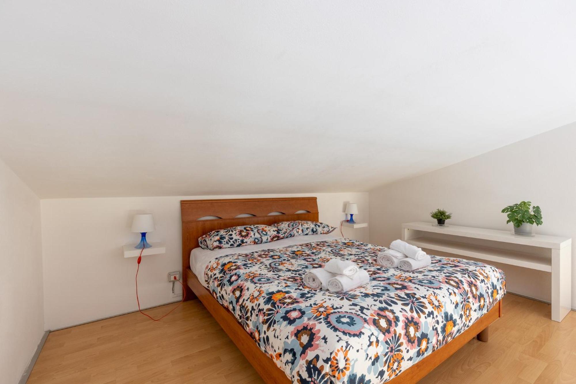 Four Shades Of Pisa Apartments Exterior photo